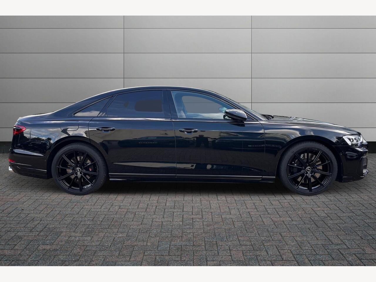 Used Audi A8 2024 for sale - 76677611: Photo 4