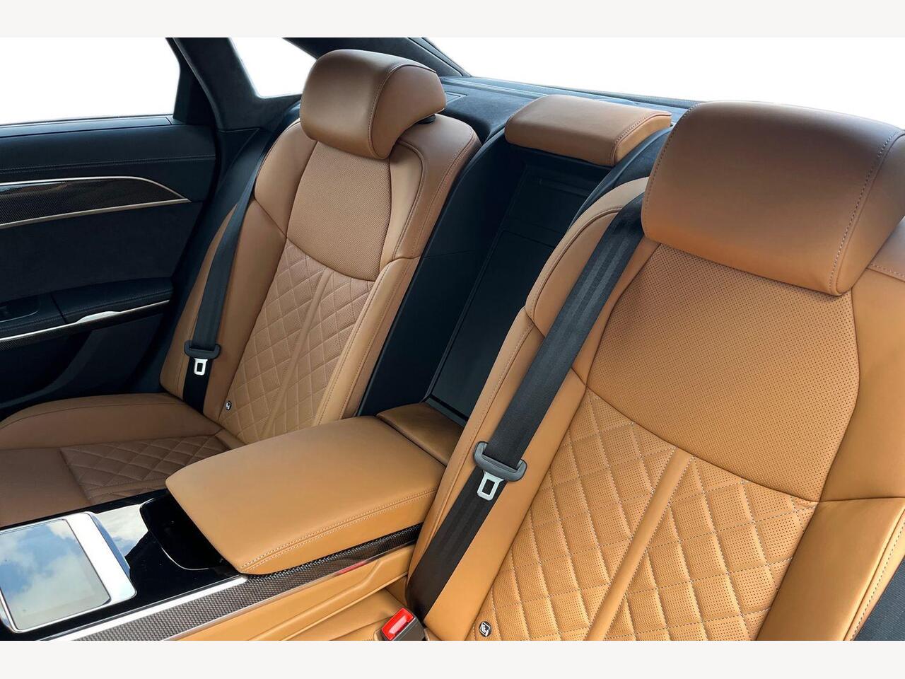 Used Audi A8 2024 for sale - 76677611: Photo 8