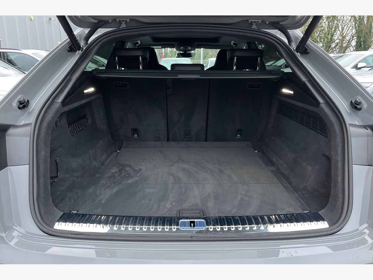 Used Audi RS Q8 2024 for sale - 77442387: Photo 12