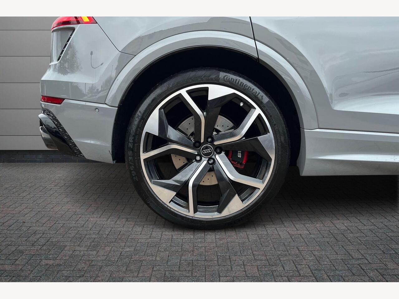 Used Audi RS Q8 2024 for sale - 77442387: Photo 5