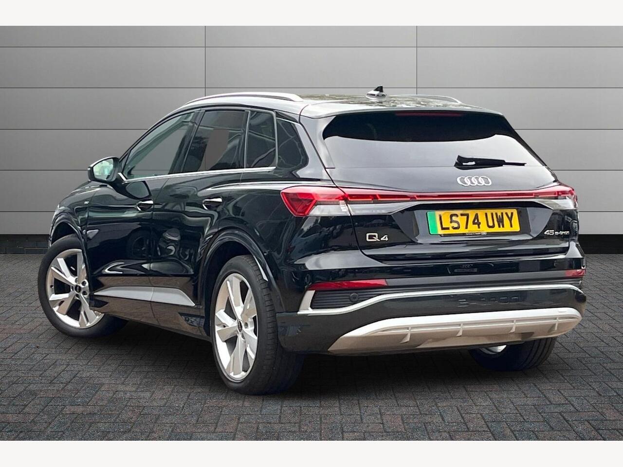 Used Audi Q4 e-tron 2024 for sale - 76677807: Photo 3