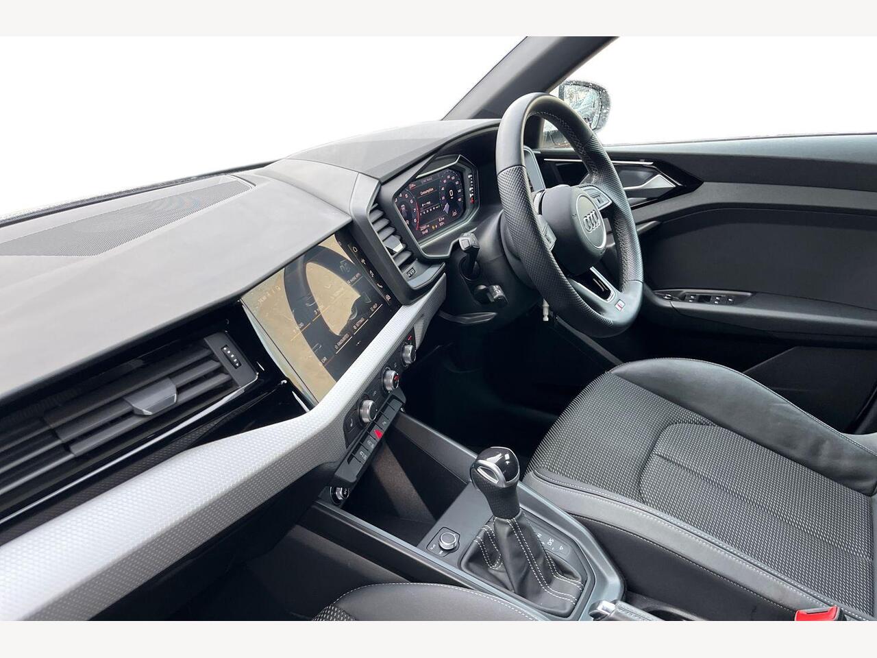 Used Audi A1 2023 for sale - 77332723: Photo 2