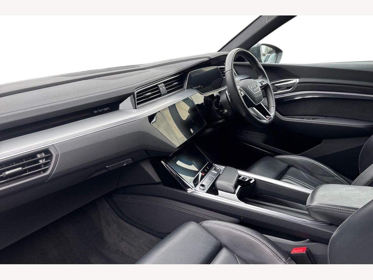 Used Audi e-tron 2022 for sale - 77785807: Photo 2