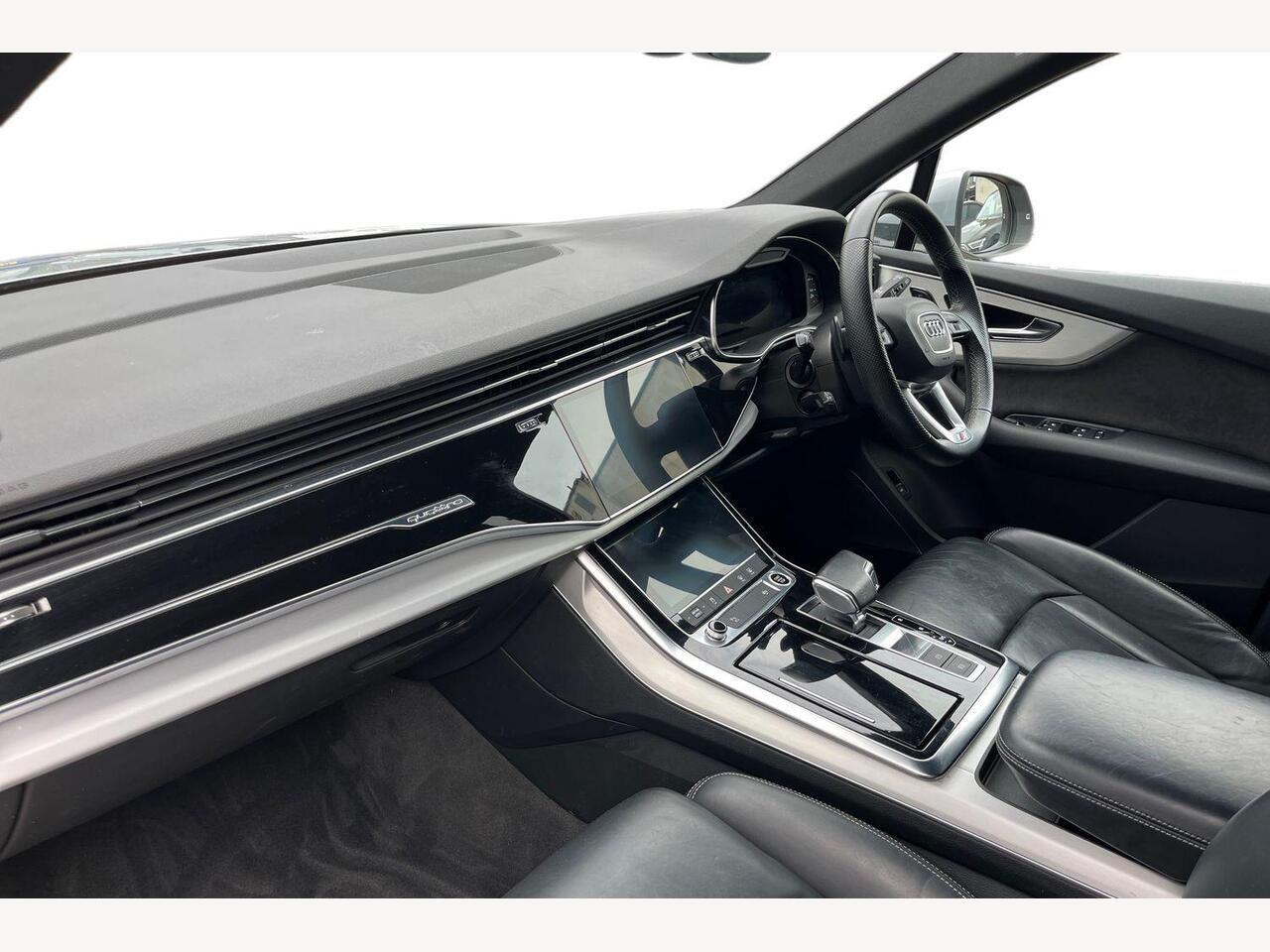 Used Audi Q7 2021 for sale - 76681147: Photo 2