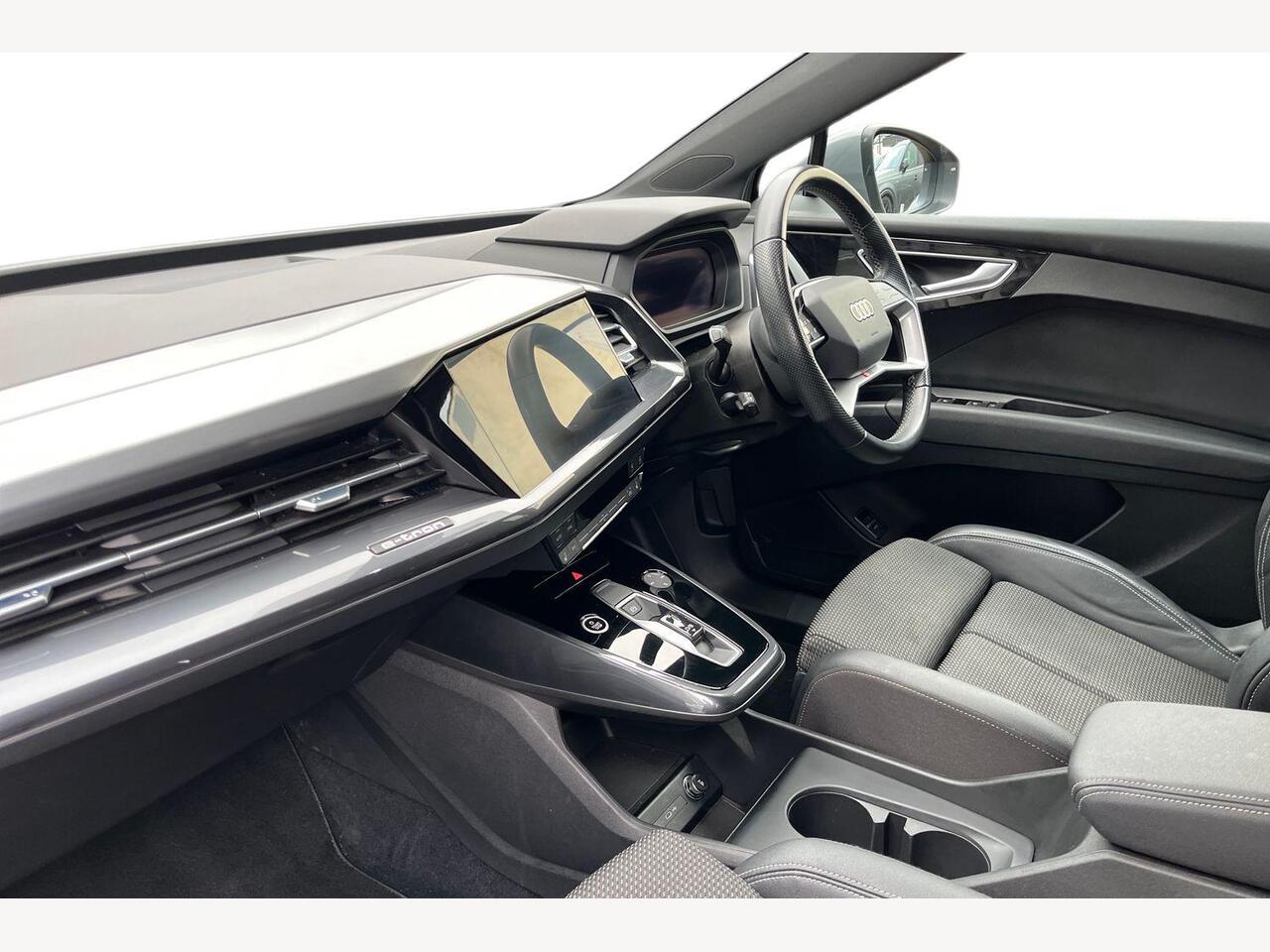 Used Audi Q4 e-tron 2022 for sale - 77528695: Photo 2