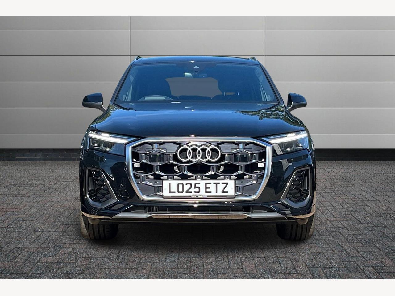 Used Audi Q7 2025 for sale - 76679326: Photo 10