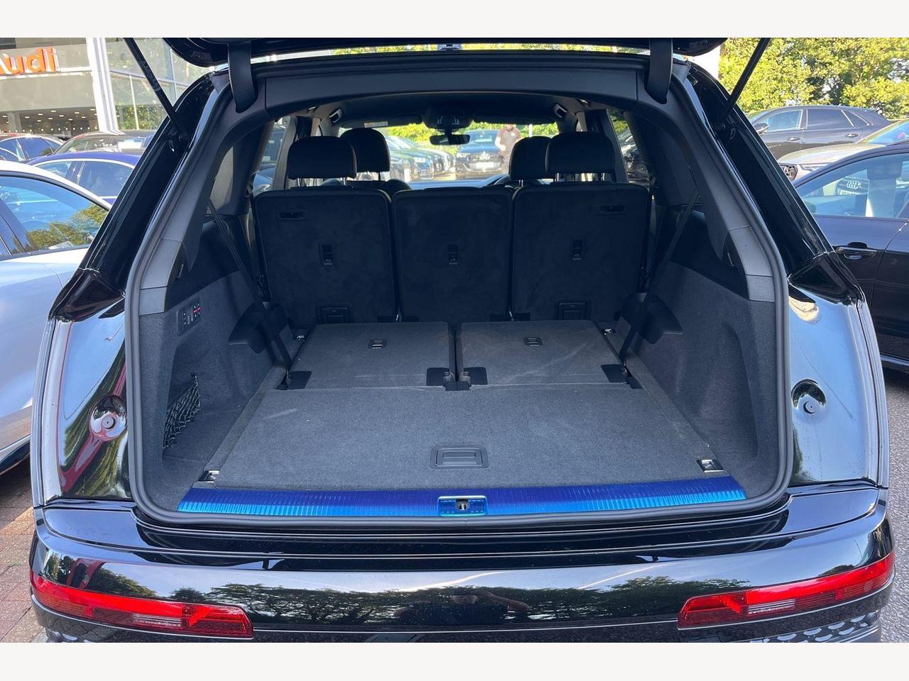 Used Audi Q7 2025 for sale - 76679326: Photo 12