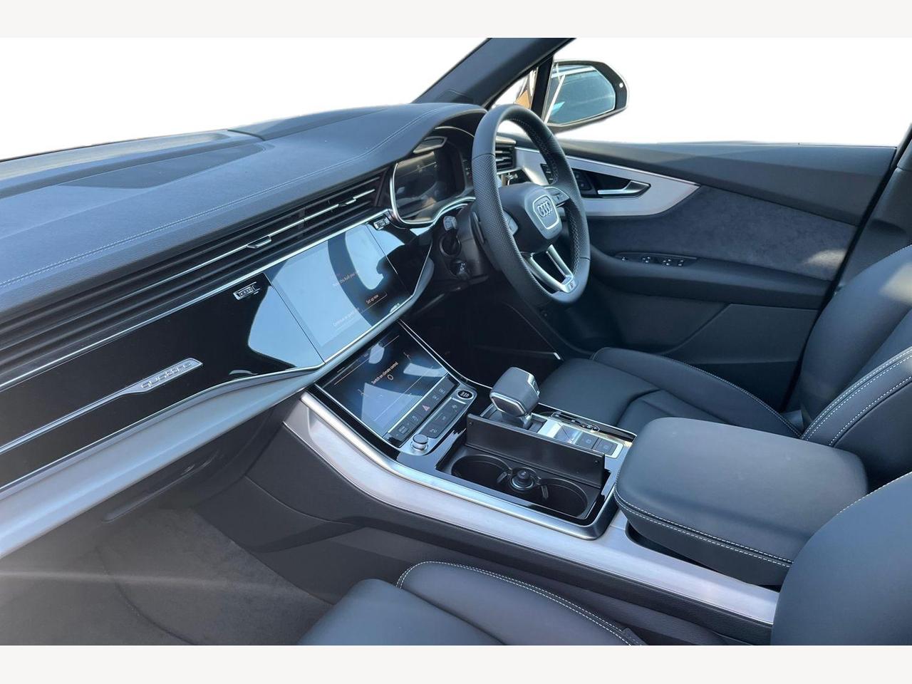 Used Audi Q7 2025 for sale - 76679326: Photo 2