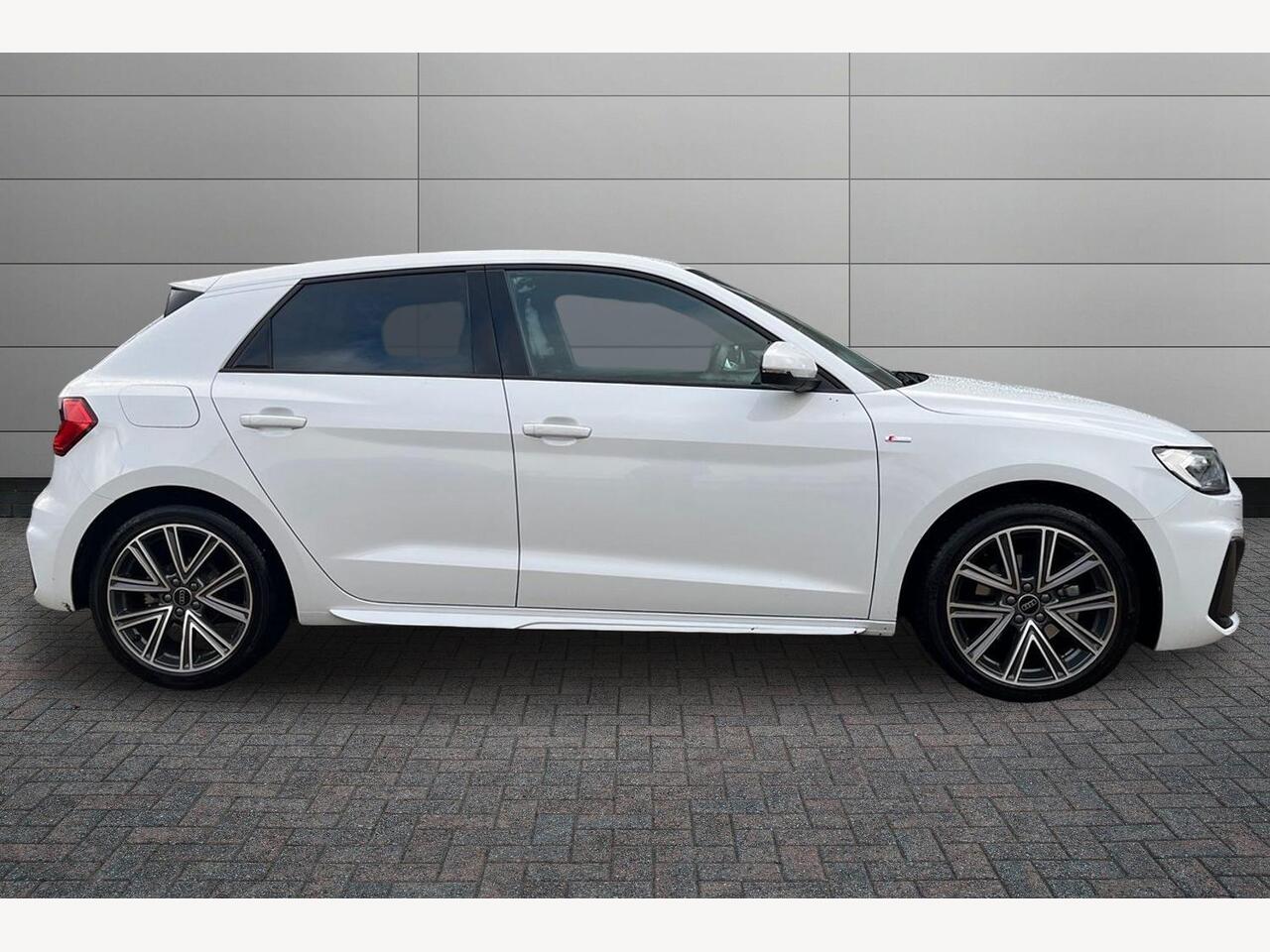 Used Audi A1 2024 for sale - 76676806: Photo 4