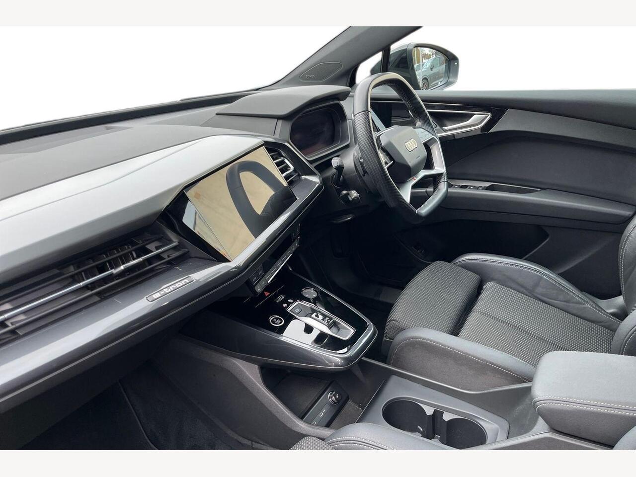 Used Audi Q4 e-tron 2022 for sale - 77809804: Photo 2