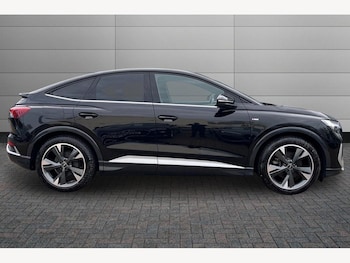 Used Audi Q4 e-tron 2022 for sale - 77809804: Photo
