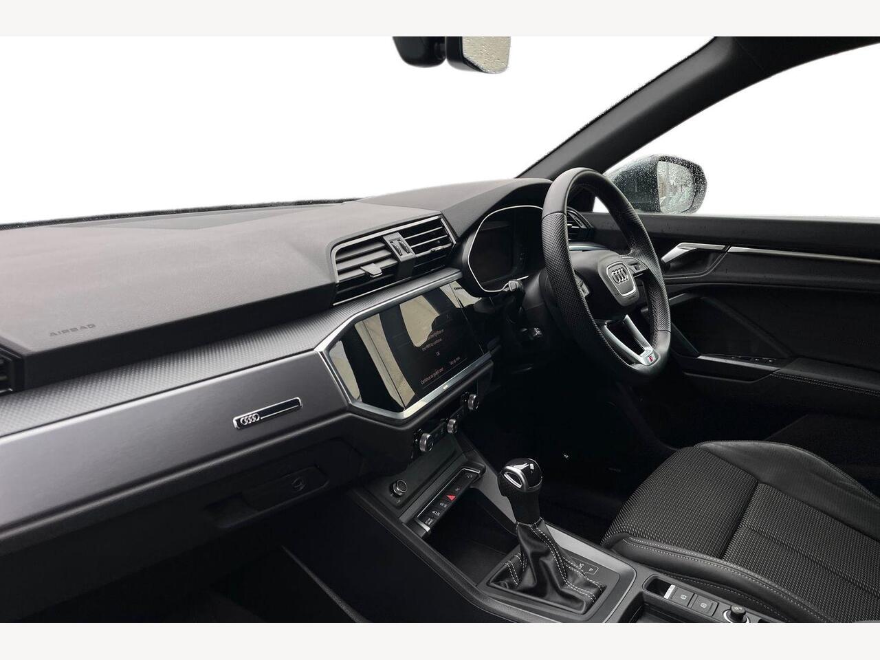 Used Audi Q3 2023 for sale - 77576245: Photo 2