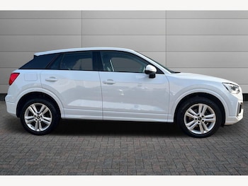 Used Audi Q2 2021 for sale - 76231426: Photo
