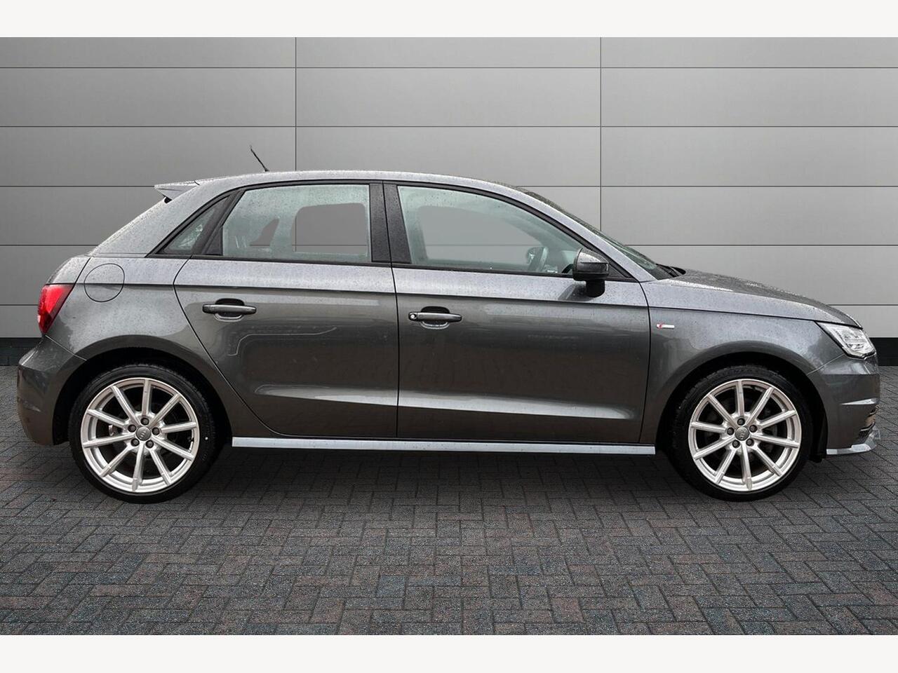 Used Audi A1 2018 for sale - 76673597: Photo 4