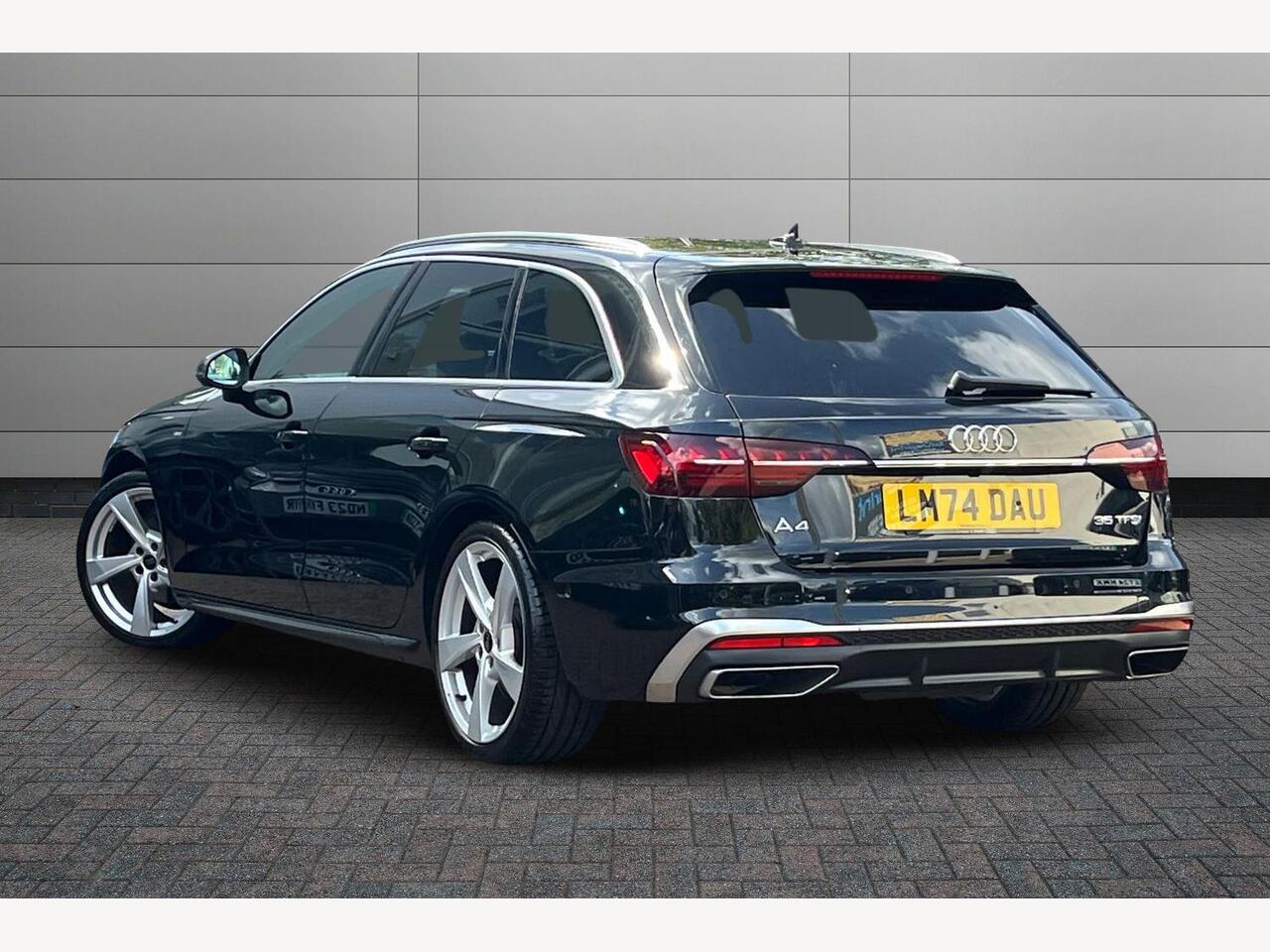 Used Audi A4 2024 for sale - 76677650: Photo 3