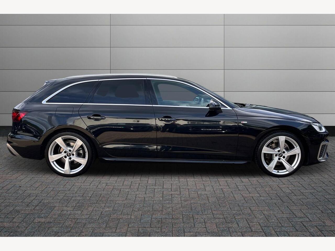 Used Audi A4 2024 for sale - 76677650: Photo 4