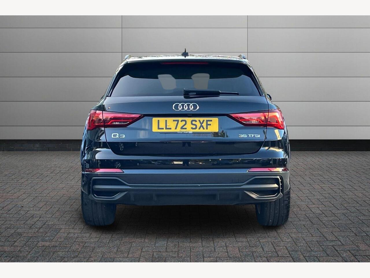 Used Audi Q3 2023 for sale - 76676845: Photo 11