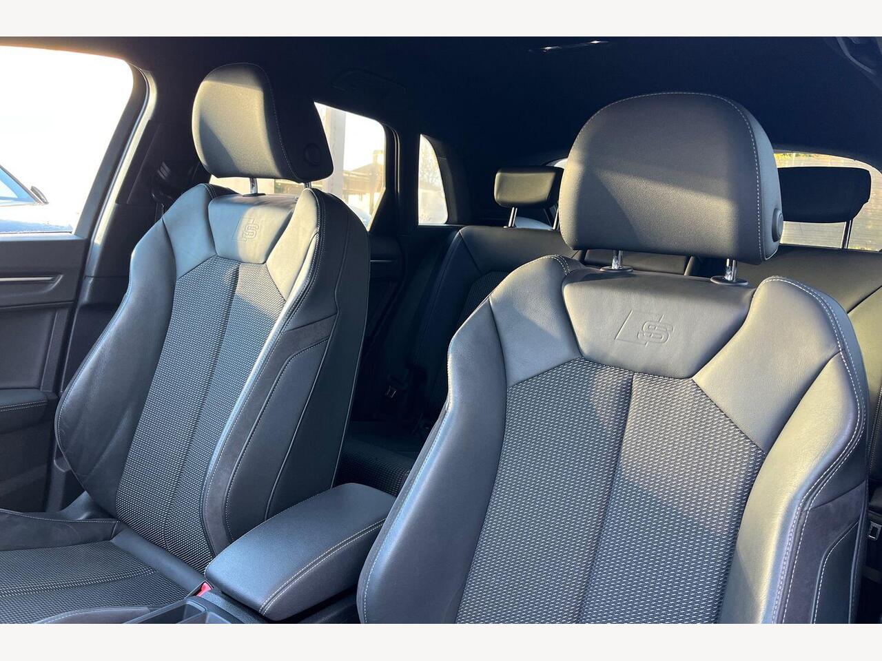 Used Audi Q3 2023 for sale - 76676845: Photo 13