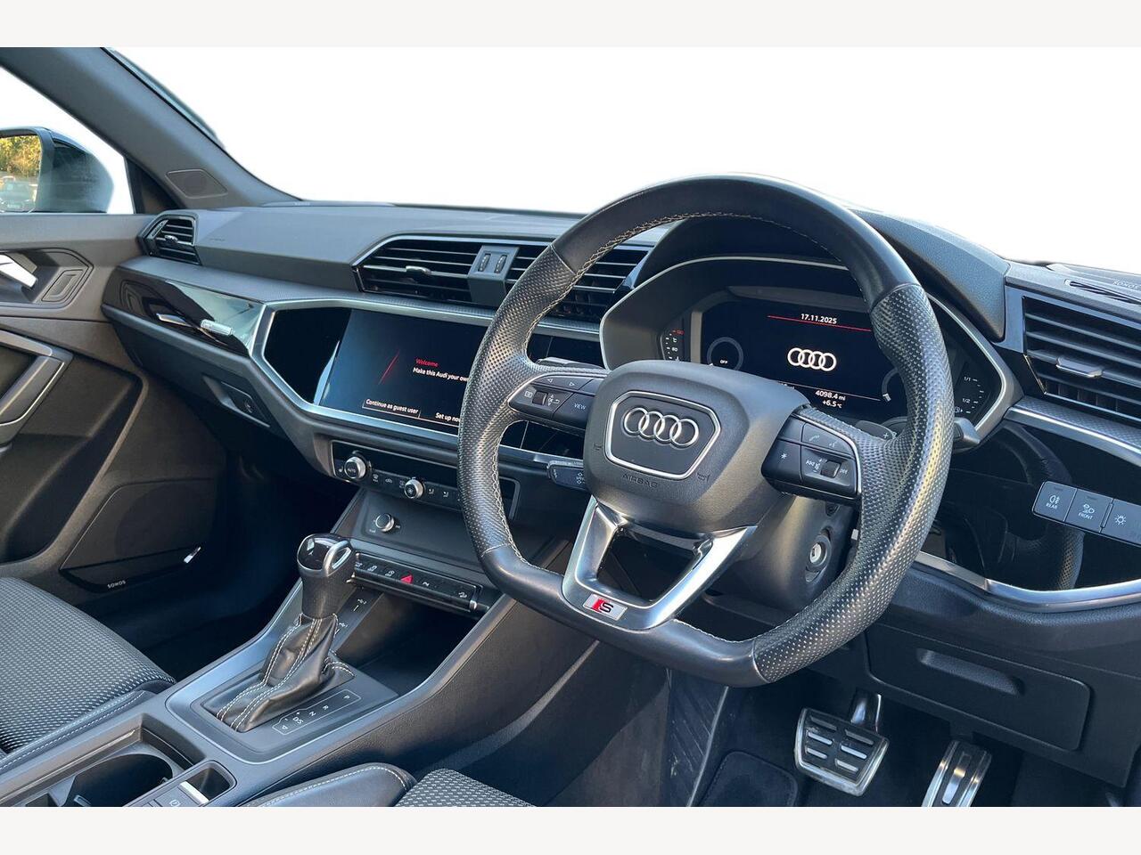 Used Audi Q3 2023 for sale - 76676845: Photo 6