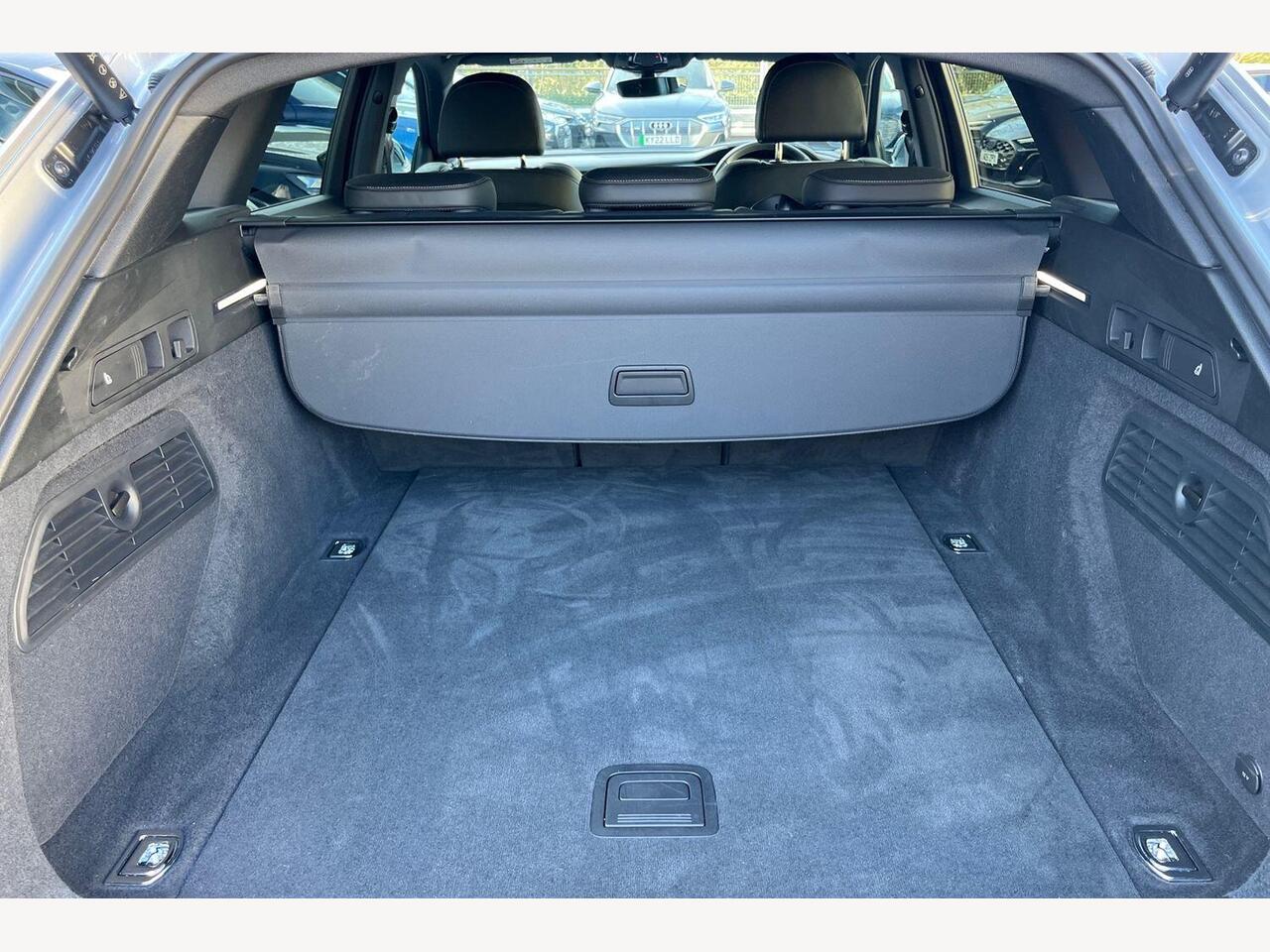 Used Audi e-tron 2022 for sale - 77959536: Photo 12