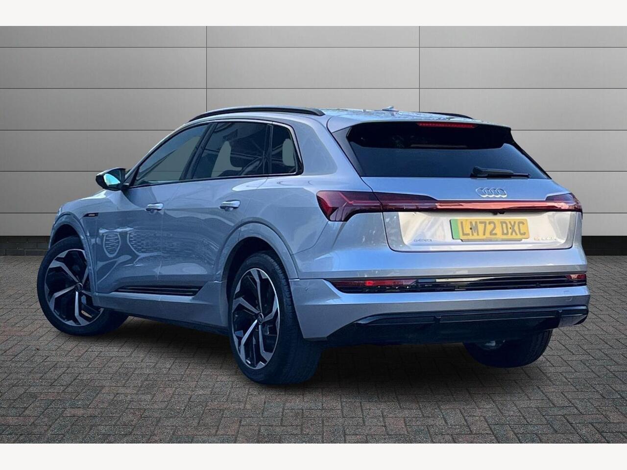 Used Audi e-tron 2022 for sale - 77959536: Photo 3