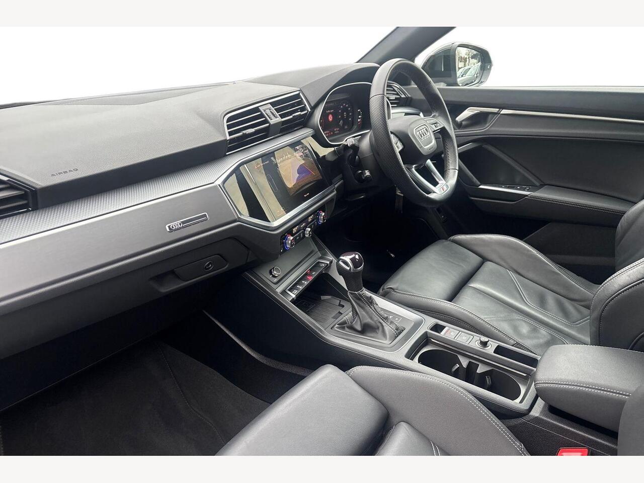 Used Audi Q3 2024 for sale - 76900144: Photo 2