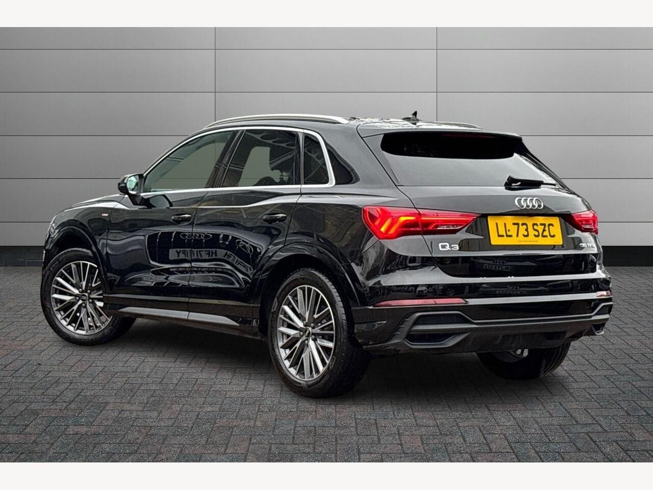 Used Audi Q3 2024 for sale - 76900144: Photo 3