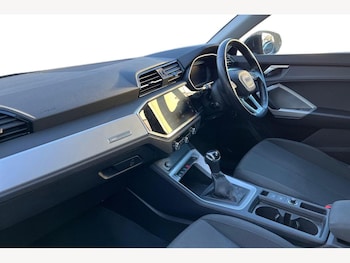 Used Audi Q3 2023 for sale - 76703834: Photo