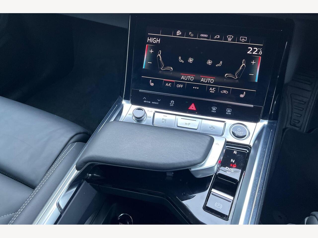 Used Audi Q8 2023 for sale - 77697974: Photo 20