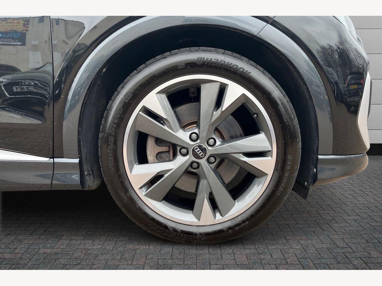 Used Audi Q4 e-tron 2021 for sale - 78005295: Photo 5