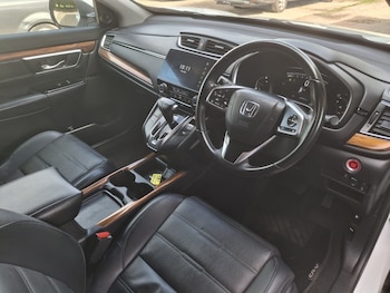 Used Honda CR-V 2019 for sale - 78961700: Photo