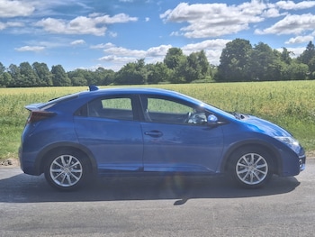 Used Honda Civic 2016 for sale - 79150360: Photo