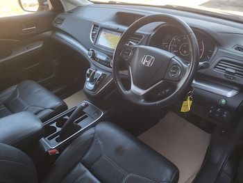 Used Honda CR-V 2016 for sale - 79542000: Photo