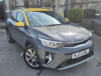 Used Kia Stonic 2023 for sale - 79456648: Photo