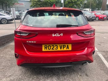Used Kia Ceed 2023 for sale - 79564612: Photo