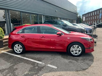 Used Kia Ceed 2023 for sale - 79564612: Photo