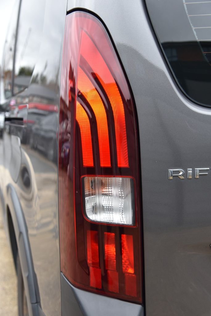 Used Peugeot Rifter 2020 for sale - 76909704: Photo 16