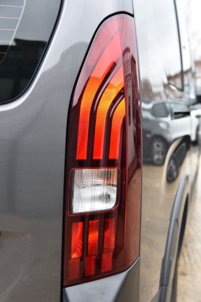 Used Peugeot Rifter 2020 for sale - 76909704: Photo 18