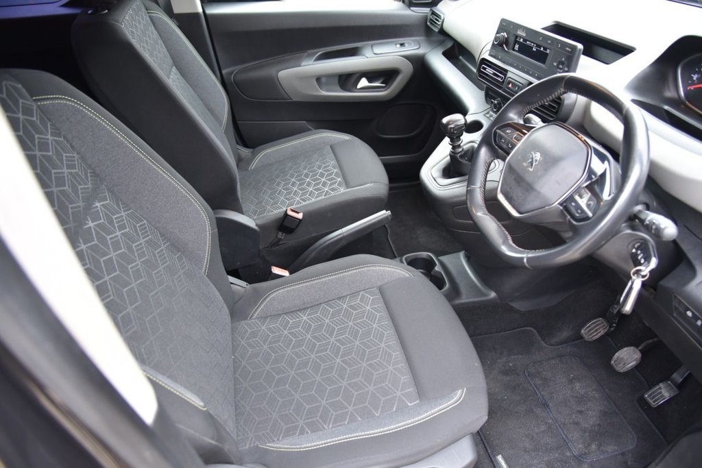 Used Peugeot Rifter 2020 for sale - 76909704: Photo 19