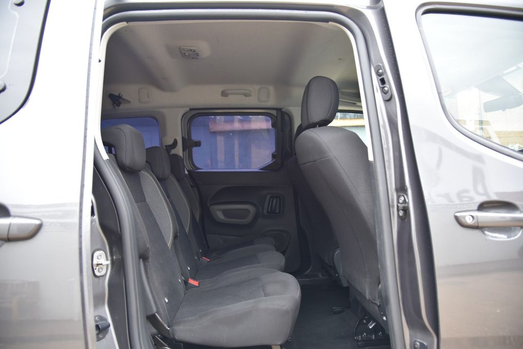 Used Peugeot Rifter 2020 for sale - 76909704: Photo 27