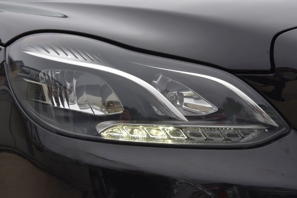 Used Mercedes-Benz E Class 2013 for sale - 76267306: Photo 11