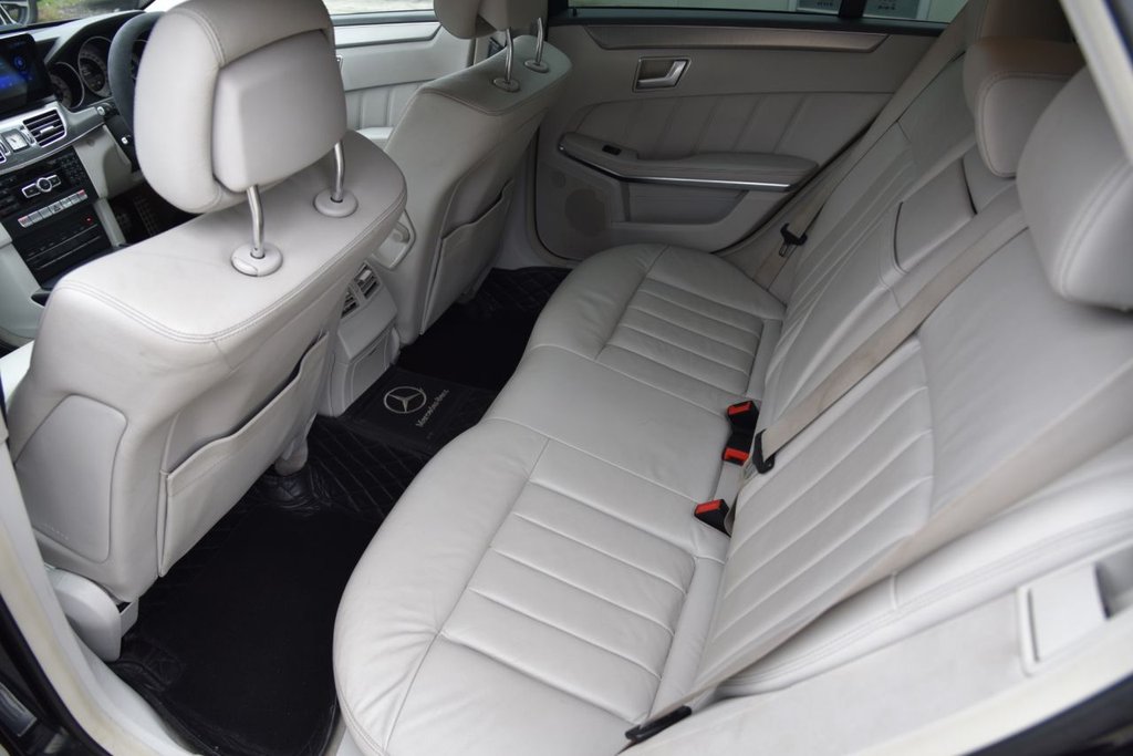 Used Mercedes-Benz E Class 2013 for sale - 76267306: Photo 24