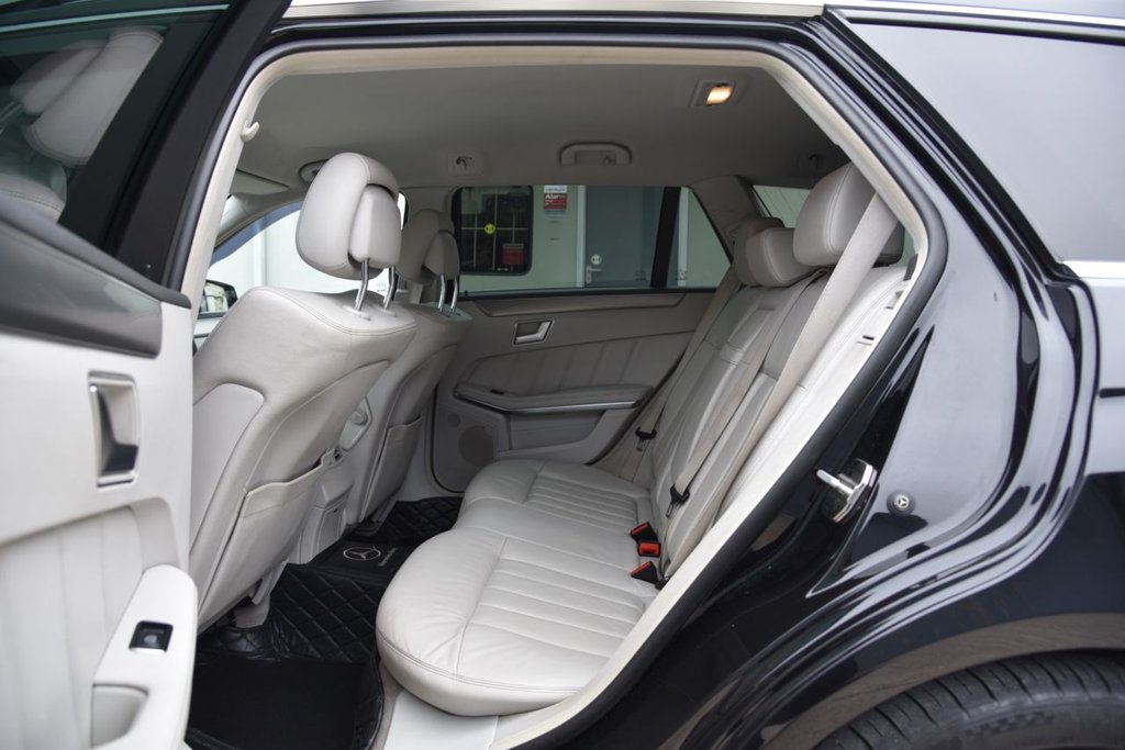 Used Mercedes-Benz E Class 2013 for sale - 76267306: Photo 26