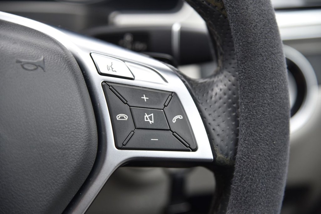 Used Mercedes-Benz E Class 2013 for sale - 76267306: Photo 30