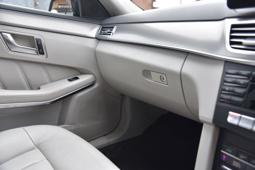 Used Mercedes-Benz E Class 2013 for sale - 76267306: Photo 49