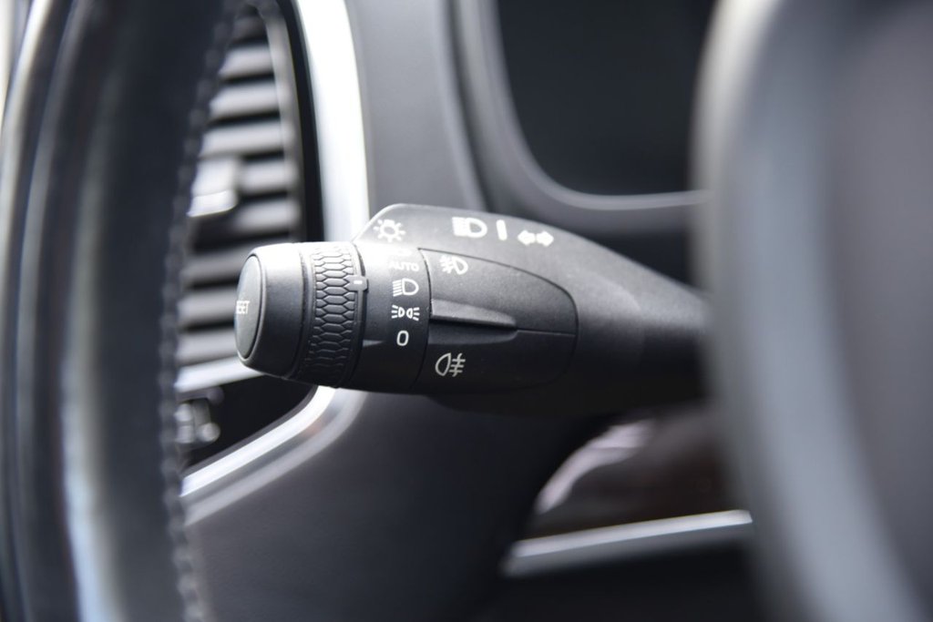 Used Volvo XC90 2017 for sale - 76590767: Photo 37