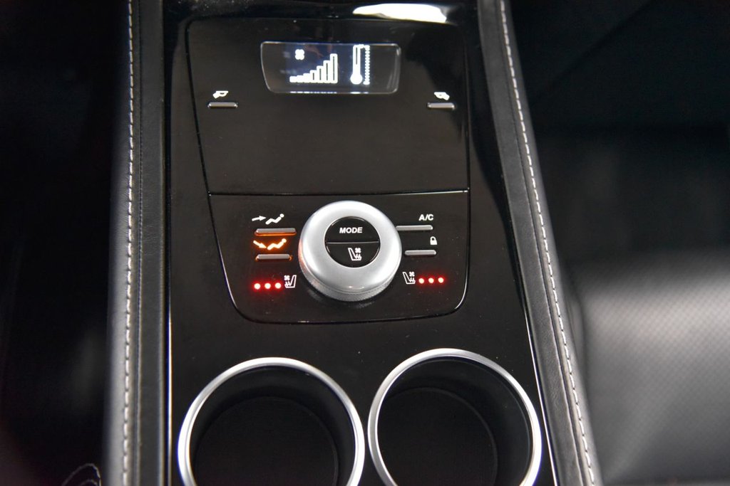 Used Aston Martin Rapide 2018 for sale - 77748020: Photo 32