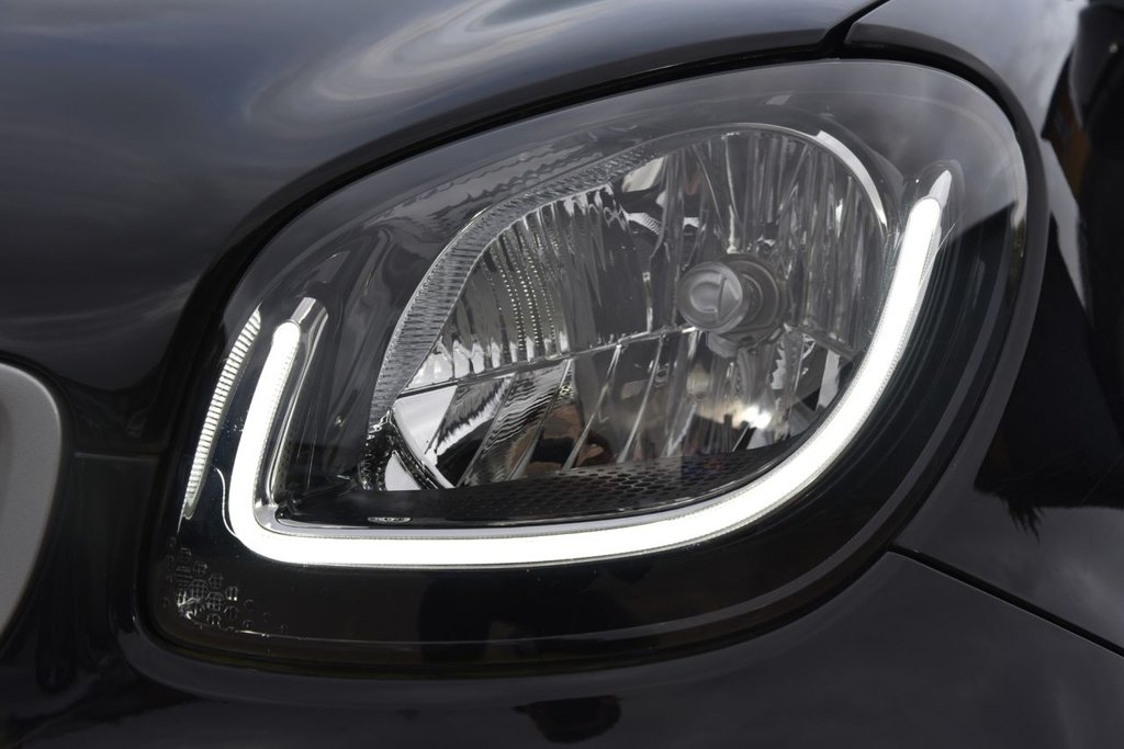 Used smart fortwo 2017 for sale - 76784229: Photo 13