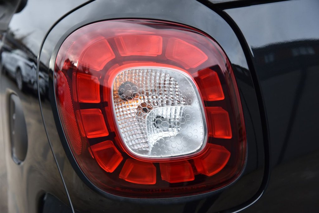 Used smart fortwo 2017 for sale - 76784229: Photo 16