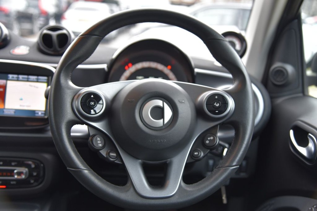 Used smart fortwo 2017 for sale - 76784229: Photo 25